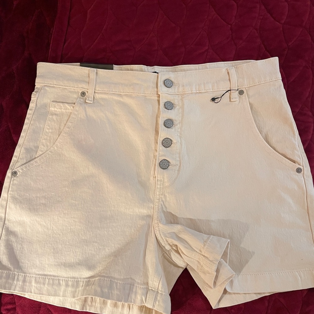 Banana Republic High Waist Cream Shorts size 12 - 4 inch inseam NWT